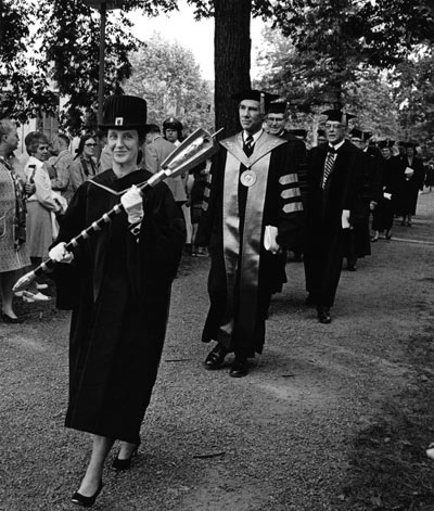 commencement-1975