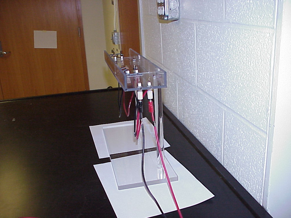 Apparatus with no current.