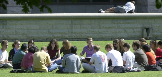Students on Wilson Lawn